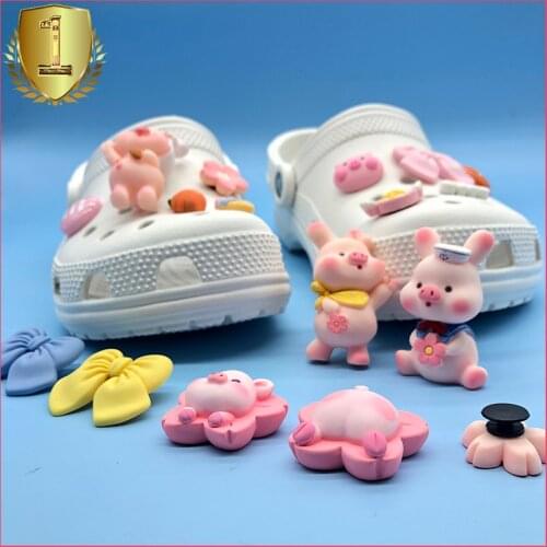 3D Cute Pink Pigs Croc Charms Designer DIY Sanrios Animal Shoes Decaration Charm for Croc JIBS Clogs Kid Women Girls Gifts