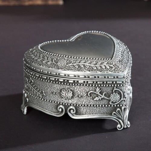 Vintage Heart-Shaped Alloy Gift Box Wedding Ring Box Display Storage Jewelry Box Heart-Shaped Ring Box Jewelry Storage
