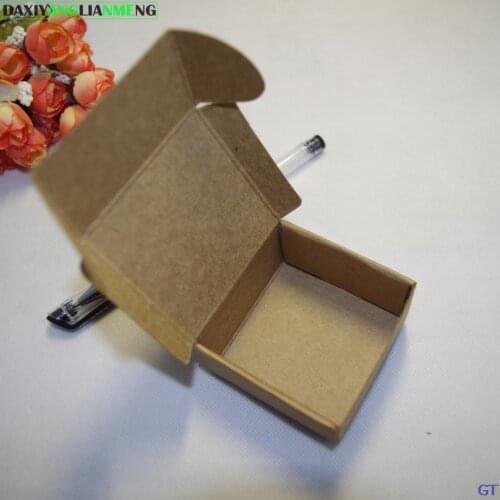 50pcs 7x7x2.2cm Gift Packaging Kraft Paper Box Jewelry Event Party Wedding Candy Chocolate Baking Cake DIY Soap Packing