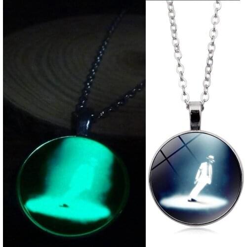 Charm Jewelry Michael Jackson Pattern Luminos Necklace Simple Glow In The Dark Glass Dome Alooy Pendant Necklace For Men Women