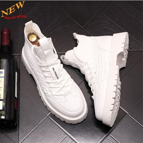 Breathable Knitted Men Martin Shoes High Tops Sneakers Casual Shoes Height Increasing Shoes