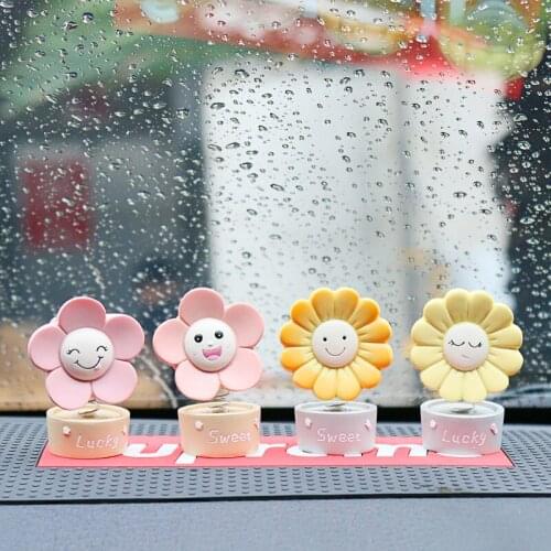 Sunflower Cake Car Ornaments Creative Car Shaking Head Toy Personality Interior Car Accessories Interior