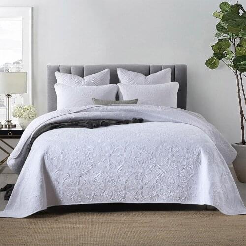 White Quilt 3pcs Sets Soft Cotton Bedspread with 2 Shams Plain Color King Queen Size Summer Blanket on Bed CHAUSUB