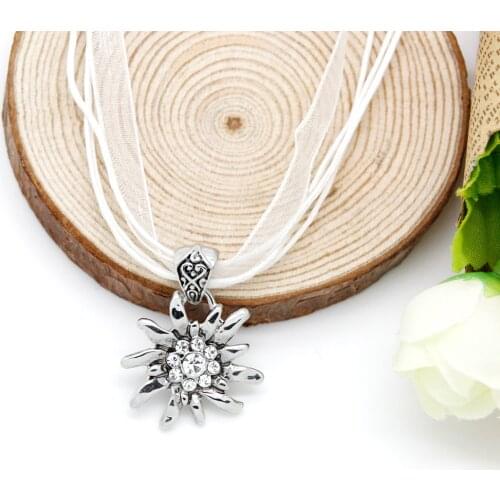 Decorative Edelweiss Flowers Pendant Necklace White Ribbon Choker Necklace Wholesale for Women Gift
