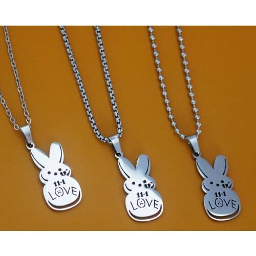 Popular New Fashion Creative Bunny Pendant Necklace Sexy Charming Clavicle Chain Jewelry Mens and Womens Accessories Wholesale