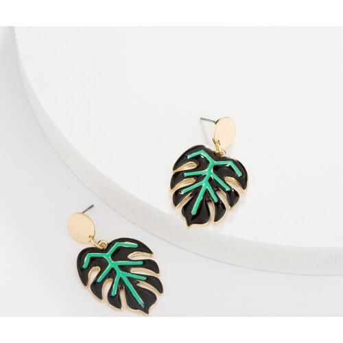 Hot Sale Bohemian Leaf Drop Earrings for Women Bicolor Alloy Drip Oil Statement Leaf Earrings 2021 Summer Popular Jewelry