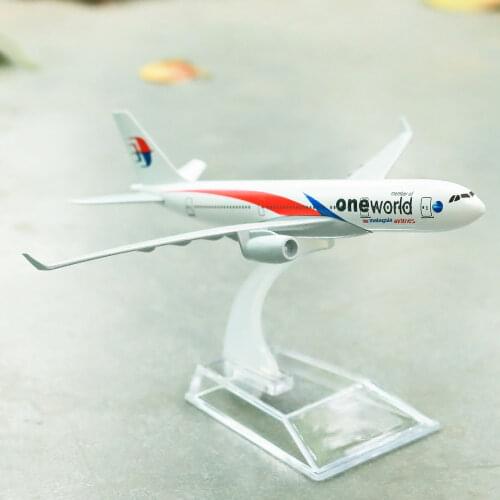 Malaysia Airlines 330 Red Aircraft Model 6" Metal Airplane Diecast Mini Moto Collection Eduactional Toys for Children