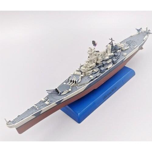 Weapons Theatre WWII USS Lowa BB-61 1944 Battleship 1/1100 Diecast Model