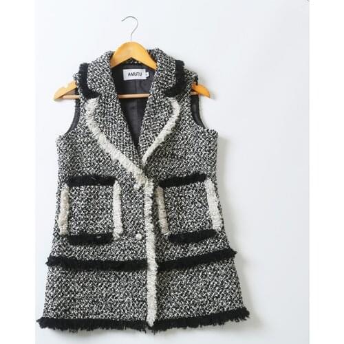 Black-and-white small fragrant waistcoat, long slim and fashionable, long-fashioned, famous woman weaves loose tweed vest in