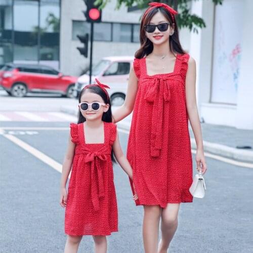 Sleeveless Mother Daughter Dresses Chiffon Mommy and Me Matching Clothes Family Look Women Girls Mom Mum Mama Baby Dress Summer