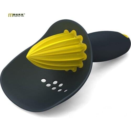 1PC Creative Manually Lemon Fruit Juicer Orange Fruit Squeezer Hand Rotating Juice Mini Juicer Fruit Tools Random Color OK 0293