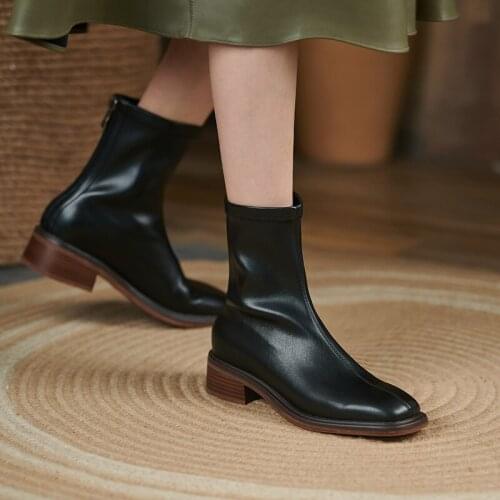 2021 New Women Shoes Stretch Slip-on Women Boots Winter Med heel Ankle Boots for Women Genuine Leather Womens Chunky Boots