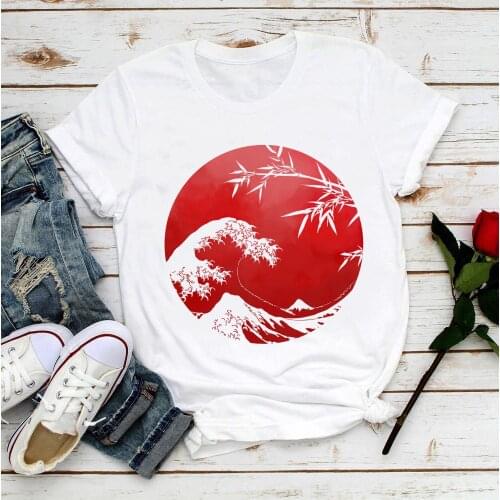 Great Wave off Kanagawa in red sun vintage t shirt women summer new white casual femme artistic girl tshirt streetwear