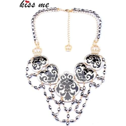New Styles KISS ME Fashion Jewelry Black Hollow Flowers Heart Crown Pendants Designer Necklace KISS ME