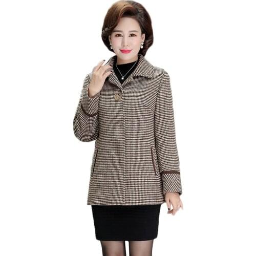 Womens Plaid Woolen Coat Autumn Winter Thick Warm Outwear Middle-aged Female Fashion Short Lapel Lattice Wool Jacket 5XL W2180