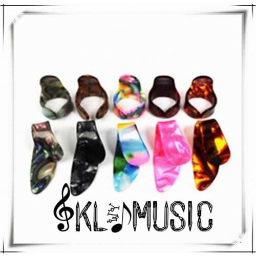 Durable Celluloid Guitar Picks Finger Nail Plectrum,Variously Colored