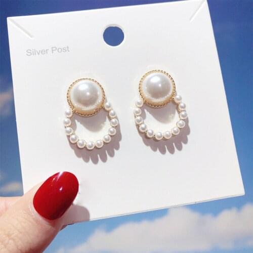 Korean earring Studs 2020 fashion earring for woman trendy Elegant Round Pearl earring for girls Woman Ear Studs