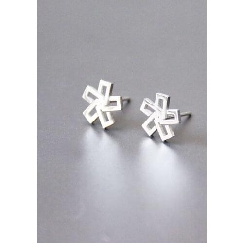 1 pair/flower shape earrings 5 ​​petals stainless steel earrings earrings, fashion earring gifts for ladies and girls, good luck