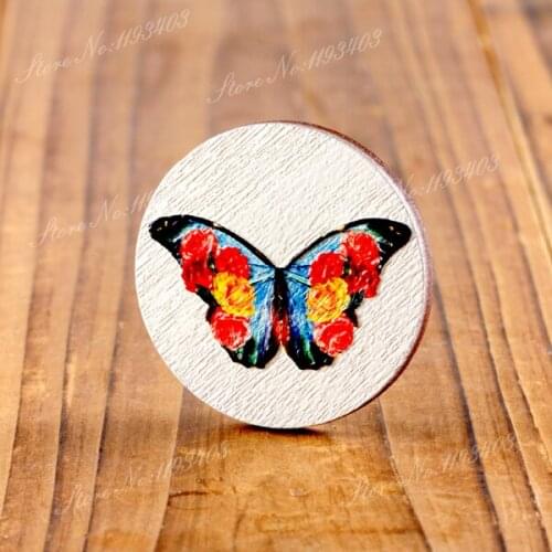 2Pcs 45mm Butterfly 3D Embossed Big Round Handmade Wood Cut Pendant make Necklaces, Bracelets,Brooch-(WIB-71)