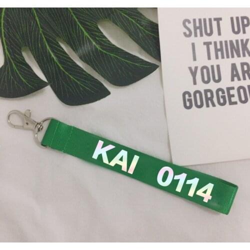 KPOP EXO Key Strap CHEN Laser KAI SEHUN DO SUHO BAEKHYUN LUHAN LAY KRIS TAO Key Ring Wristlet Keychain Keychain Charms