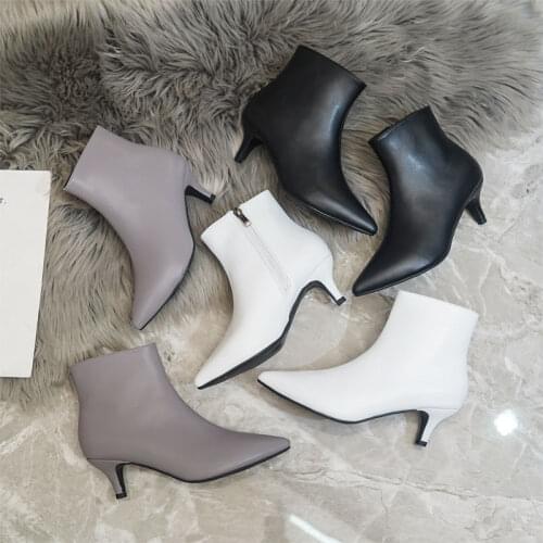 Single Boots and Nude Boots Winter Little Heel 2021 New Womens Shoes with A Thin Heel Tip High Heel Mid-heeled Boots
