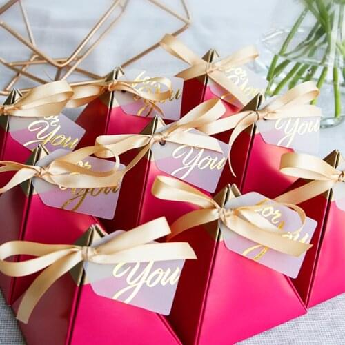 Double-sided Triangular Pyramid Sweet Candy Box Wedding Favors Paper Gift Boxe Chocolate Gift Bag Packing Box Wedding Decoration