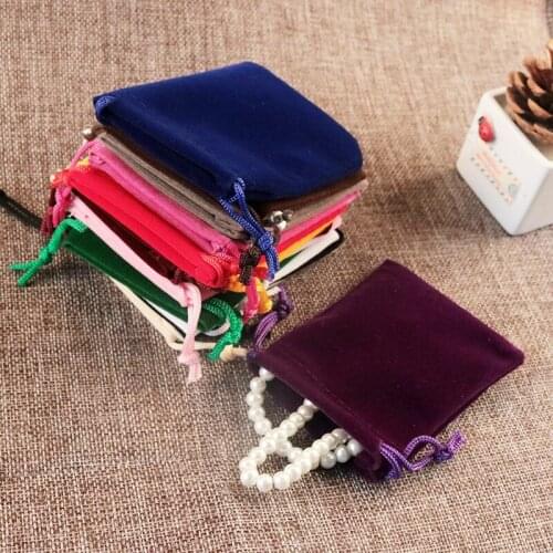 100pcs/Lot 5x7cm Black/Gray/Pink /Purple Upscale Velvet Gift Bags For Jewelry Packaging Bags 2018 New Velvet Drawstring Bags