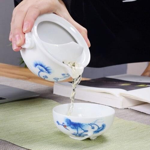Chinese Hand-painted Blue and White Porcelain Travel Kung Fu Tea Set Outdoor Portable Single Cup One Pot Simple and Convenient