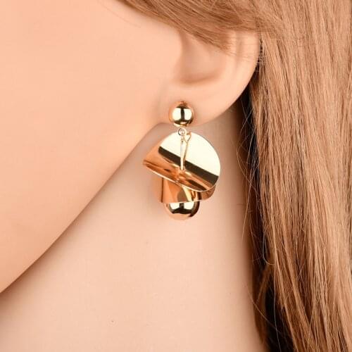 New Fashion Statement Earrings 2018 Ball Geometric Earrings For Women Hanging Dangle Earrings Drop Earring Jewelry