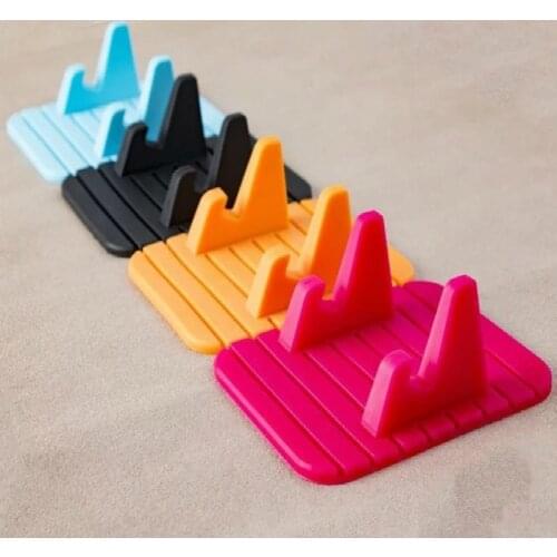 Soft Silicone Mobile Phone Holder Stand Universal Anti Slip Mat Car Bracket Holder For IPhone X 8 7 6 6S