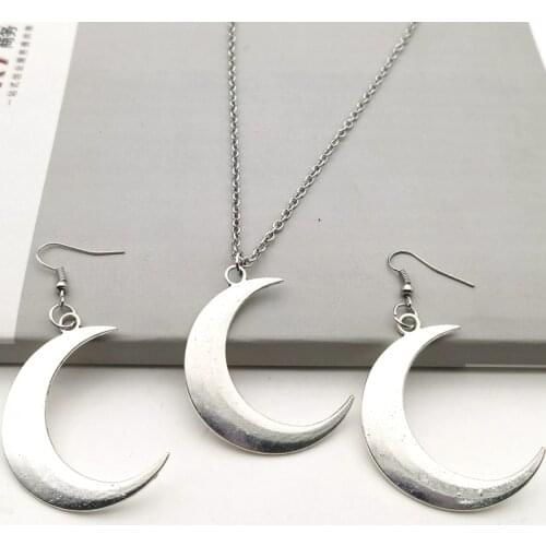 Mysterious Gothic earring Jewelry Moon Crescent Moon Necklace Witch Celtic Pagan Viking Luna Moon Phase Witch Lady Ornament