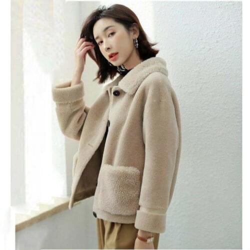 New winter lamb wool coat wome Korean style loose short Temperament lamb wool top Women Casual Teddy Bear Coat