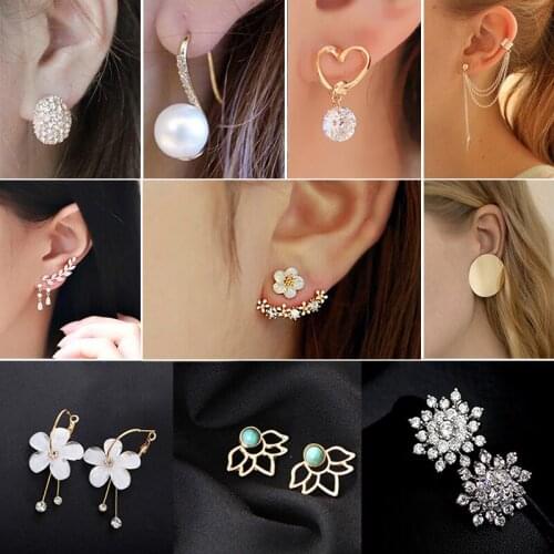 Vintage Earrings Charm Crystal Flower Stud Earrings for Women Girls Fashion Jewelry Geometric Crystal Heart Stud Earrings Female