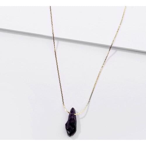 16 Inch Short Chain Pink Purple Raw Quartz Stone Pendant Necklace Rough Cut Natural Stone Necklace Female