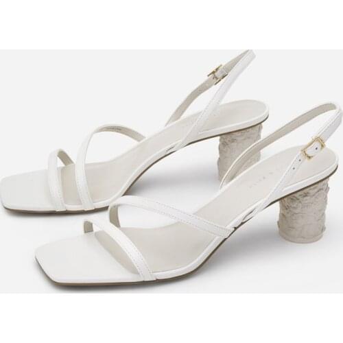 LMCAVASUN 2021 summer new Embossed heel Thin belt Square toe buckle sandals