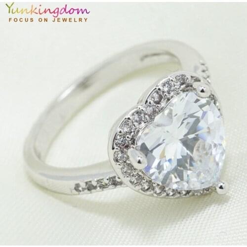 Yunkingdom romantic classic heart shape ladies ring white gold color cz crystal rings for Women wedding jewelry wholesale
