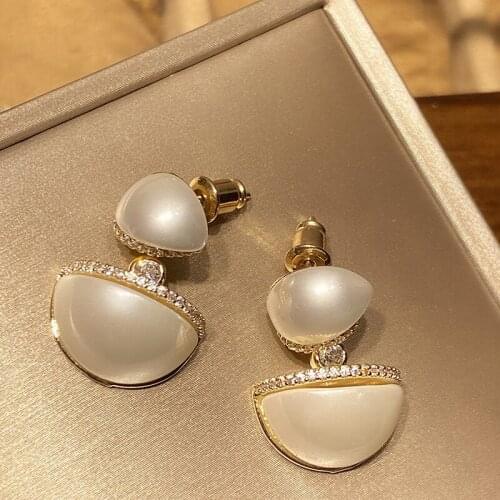 Bilincolor Golden Milk White Pearl Vintage Trendy Earrings for Women