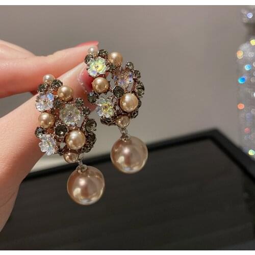 Sweet Romantic Natural Pearls Dangle Earrings Shell Flower for Female Bride Party Jewelry