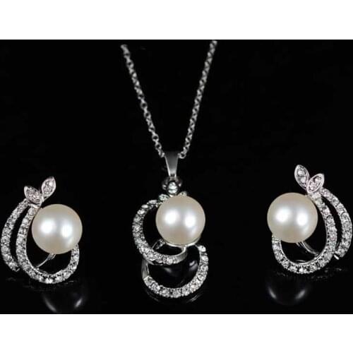 Fahsion Simulated-pear Jewelry Set necklace earrings two PCS Per Set Best Selling African Beads Jewelry Set Parure Bijoux Femme