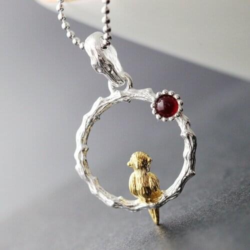 Wholesale Retro Thai Silver Handmade Silver Garnet Pendant Bird Pendant Lady Retro S925 Sterling Silver Pendant Women