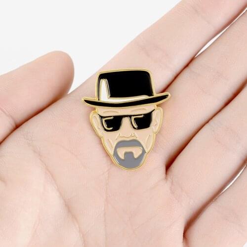 Killer Léon Enamel Pin Sunglasses Leon Classic Movie Jewelry Badge Brooches Lapel Pins For Movie Fans