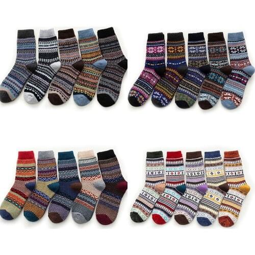 New Womens Soft Thick Cashmere Casual Rabbit Wool Blend Warm Winter High Quality Retro Pattern Cotton Socks