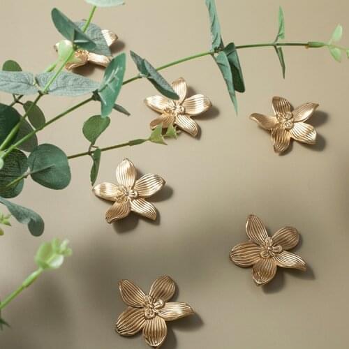 Creative flower handle pure copper cupboard door handle European American drawer handle simple European cupboard wardrobe handle