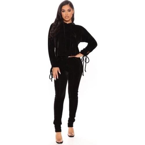 2021 Best Quality Famous Brand 2 pcs Velvet Women Set Solid Bandage Hooded Tops and Long Pants Casual Outfits