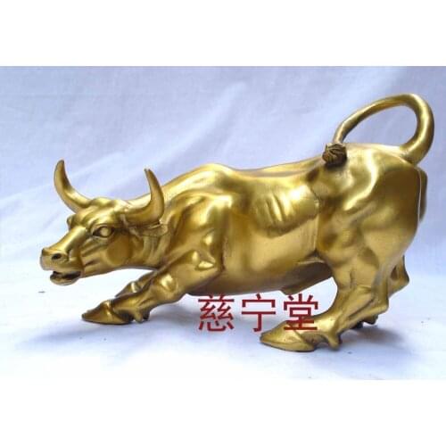 Copper cattle cattle Wall Street lucky Pure copper Wall Street is a bull in the office of art and crafts
