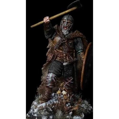 Self-assembled New Unassembled 1/24 ANCIENT MAN WARRIOR STAND Resin Figure Unpainted Model Kit
