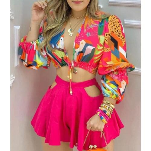 Summer Women Two Pieces Set Print Deep V Neck Colorblock Lantern Long Sleeve Croop Top & Cutout Plain Vintage Casual Shorts Set
