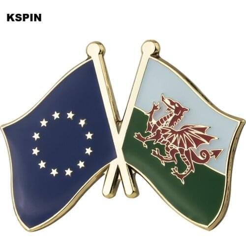 EU & WALES Friendship Flag Badge Flag Brooch National Flag Lapel Pin International Travel Pins Collections XY0490