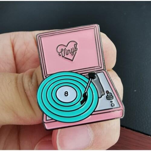 Cartoon Retro Gramophone Recorder Magnetic Tape Enamel Brooch Pin Backpack Hat Bag Lapel Pins Badges Fashion Jewelry Accessories