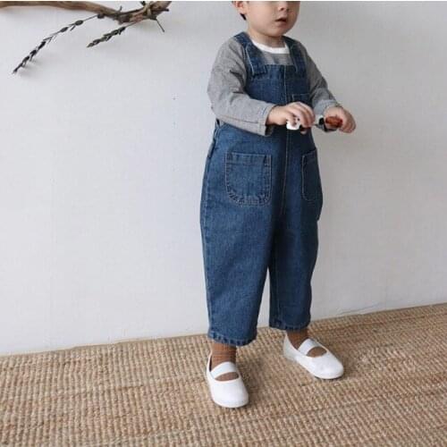 2020 new spring Korean version male and female baby Han Fan handsome personality pocket wild casual strap jeans